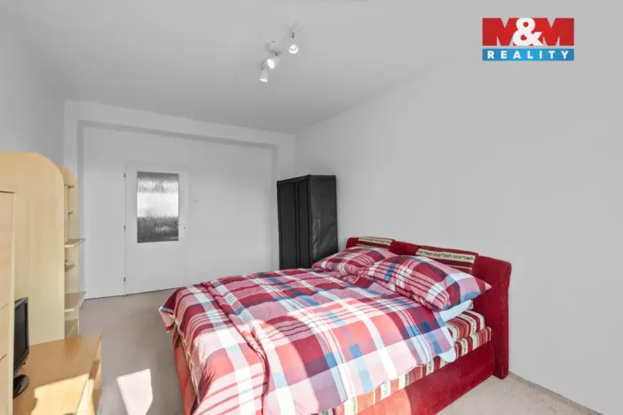 Prodej bytu 2+1, Kralupy nad Vltavou - Lobeček, Štefánikova, 52 m2