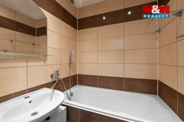 Prodej bytu 2+1, Kralupy nad Vltavou - Lobeček, Štefánikova, 52 m2