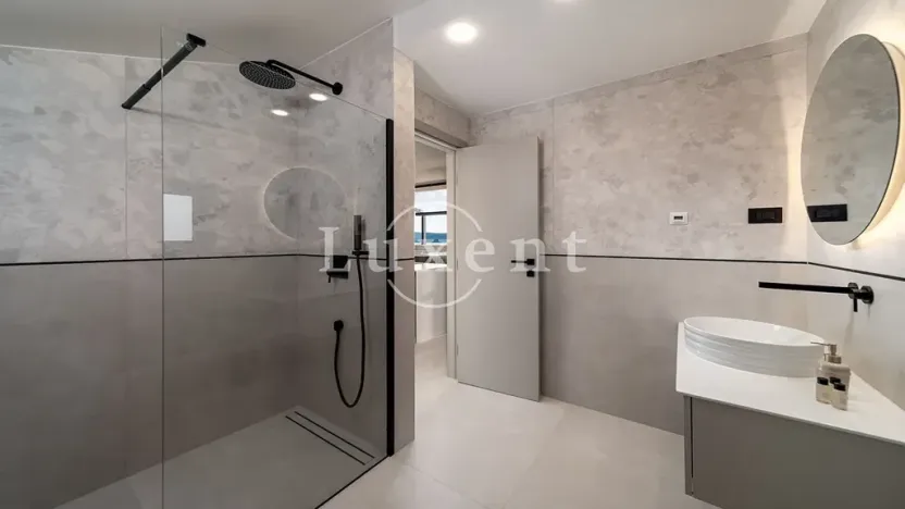 Prodej vily, Split, Chorvatsko, 350 m2