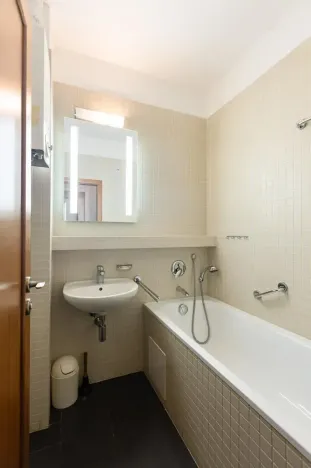 Pronájem bytu 3+1, Praha - Krč, Pacovská, 81 m2