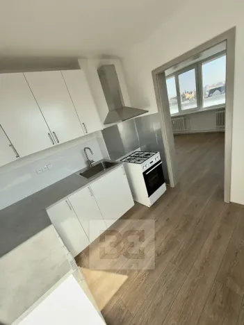 Pronájem bytu 2+1, Kladno, Čs. armády, 57 m2