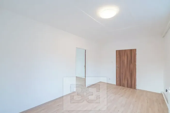 Pronájem bytu 3+1, Tuchoměřice, 70 m2