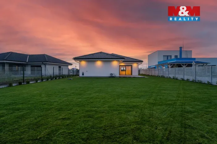 Prodej rodinného domu, Jenštejn, Za zahradami, 153 m2