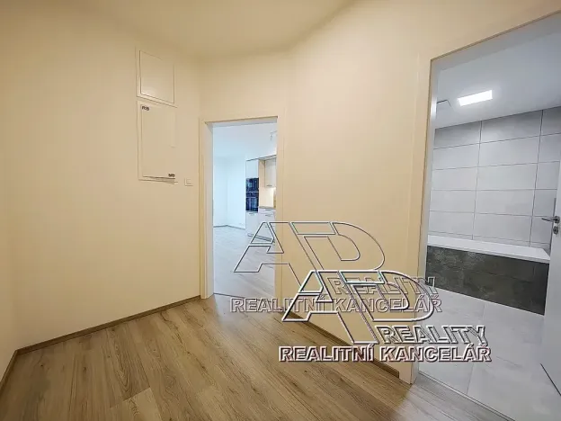 Pronájem bytu 1+kk, České Budějovice, Na Zlaté stoce, 28 m2