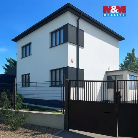 Prodej rodinného domu, Jimlín - Zeměchy, 180 m2