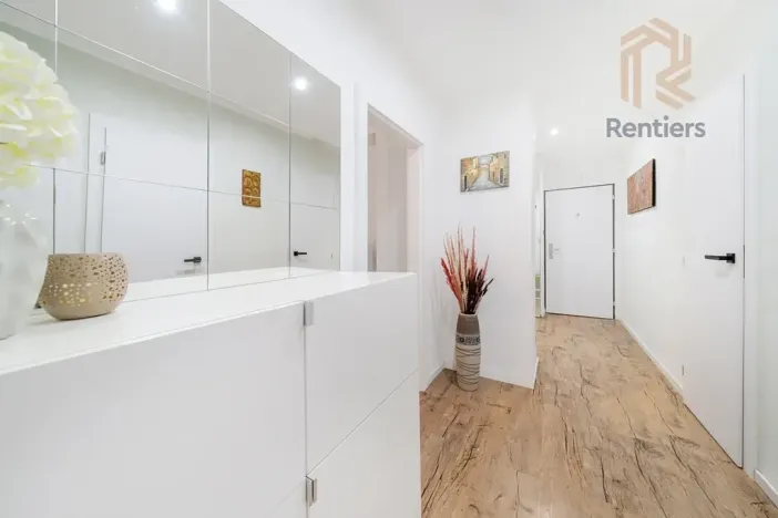 Pronájem bytu 2+1, Praha - Kobylisy, Březiněveská, 69 m2