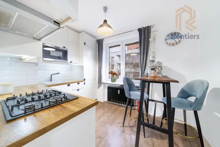 Pronájem bytu 2+1, Praha - Kobylisy, Březiněveská, 69 m2