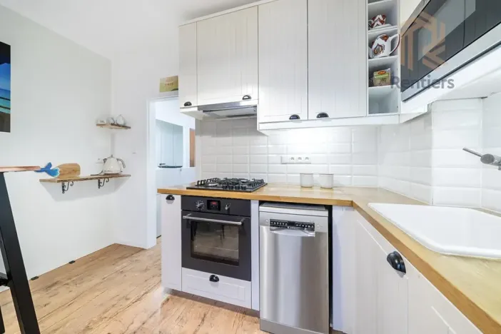 Pronájem bytu 2+1, Praha - Kobylisy, Březiněveská, 69 m2