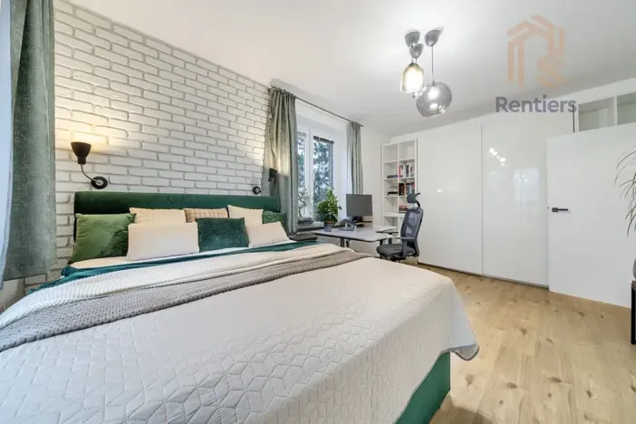 Pronájem bytu 2+1, Praha - Kobylisy, Březiněveská, 69 m2