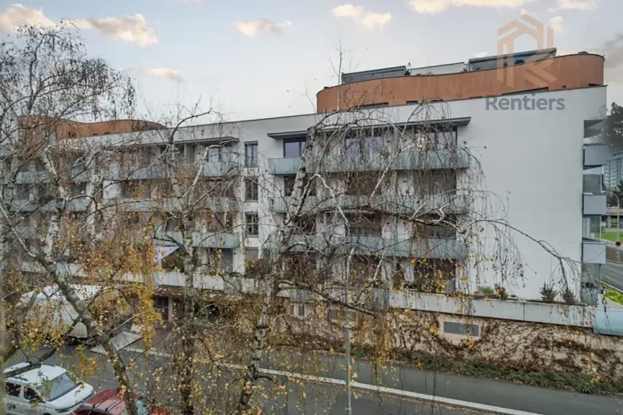 Pronájem bytu 2+1, Praha - Kobylisy, Březiněveská, 69 m2