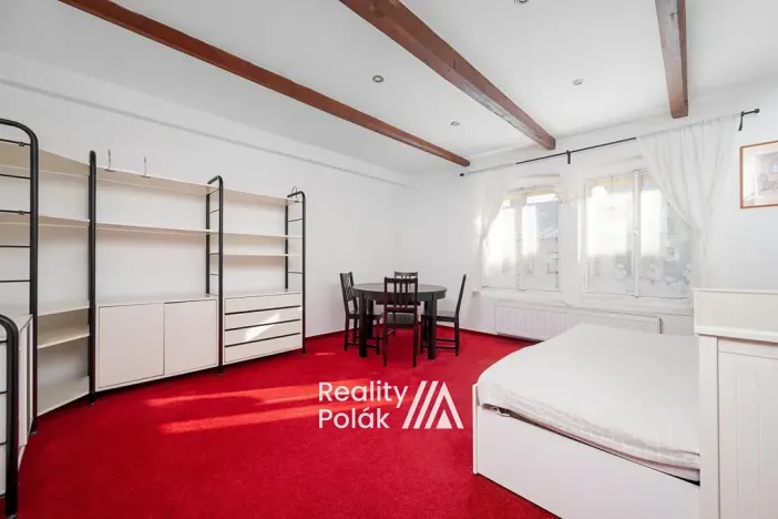 Pronájem bytu 1+1, Liberec, nám. Dr. E. Beneše, 37 m2