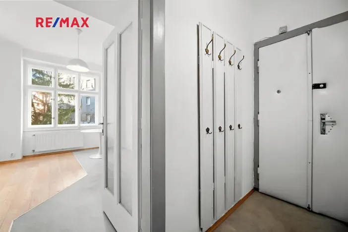 Prodej bytu 2+kk, Praha - Vršovice, Vršovické náměstí, 38 m2