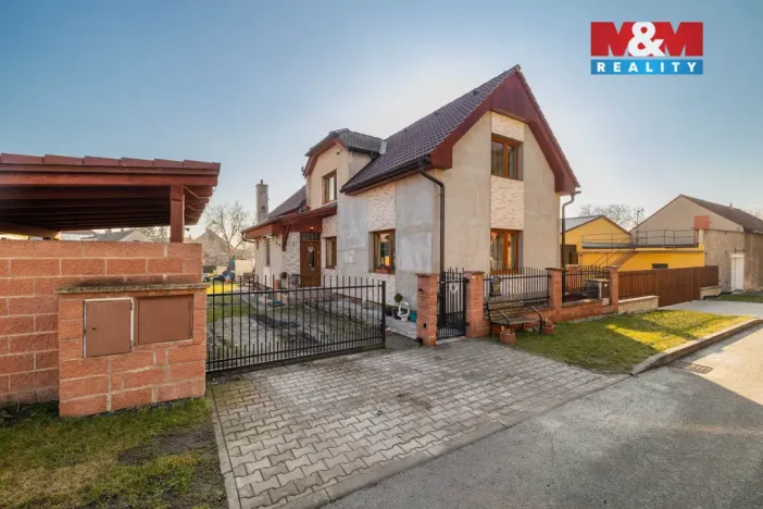 Prodej rodinného domu, Kosořice, 195 m2