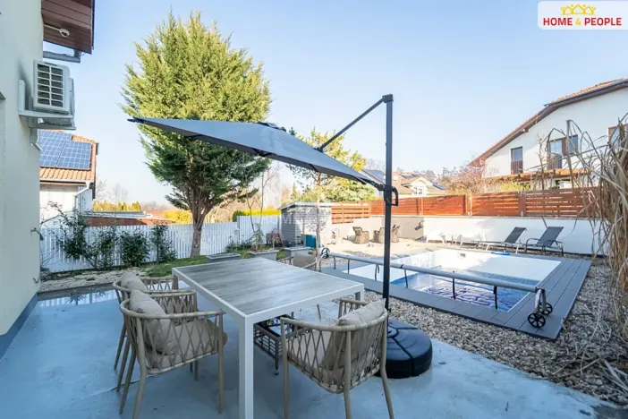 Prodej rodinného domu, Jesenice, Šeříková, 110 m2