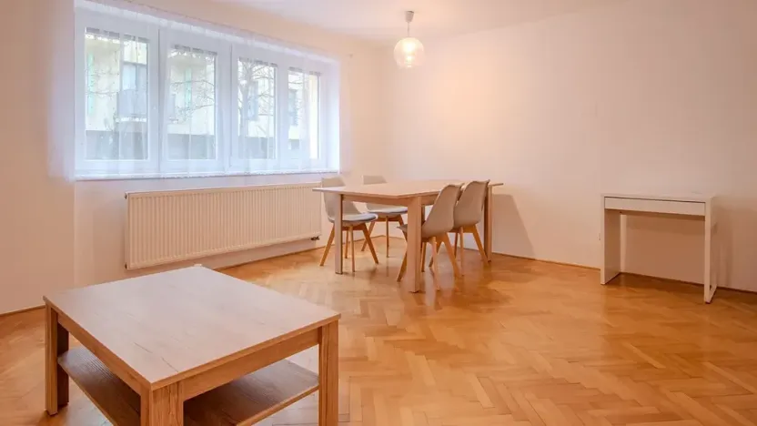 Pronájem bytu 2+1, Poděbrady, Hakenova, 51 m2