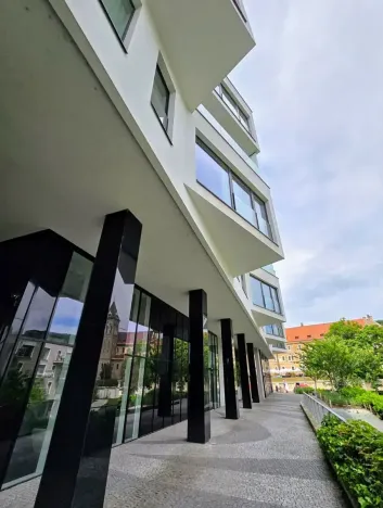 Prodej atypického bytu, Praha - Smíchov, Kobrova, 134 m2