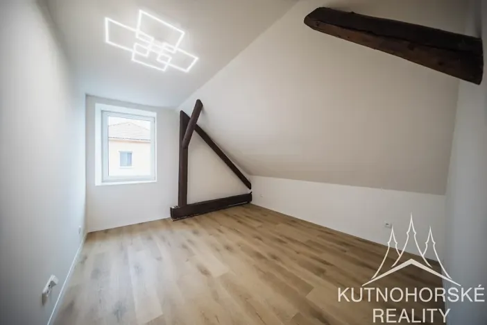 Prodej rodinného domu, Červené Pečky, Husova, 177 m2