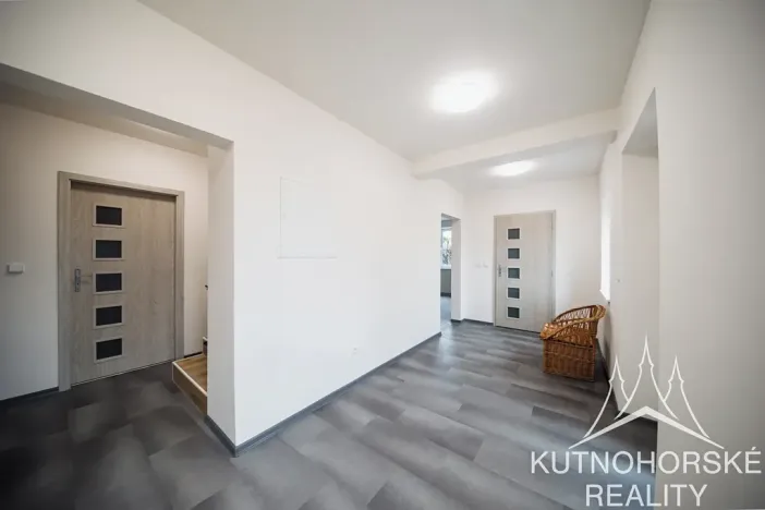 Prodej rodinného domu, Červené Pečky, Husova, 177 m2