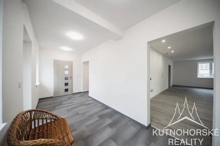 Prodej rodinného domu, Červené Pečky, Husova, 177 m2