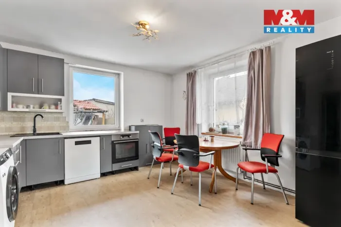 Prodej rodinného domu, Chomutice, 132 m2