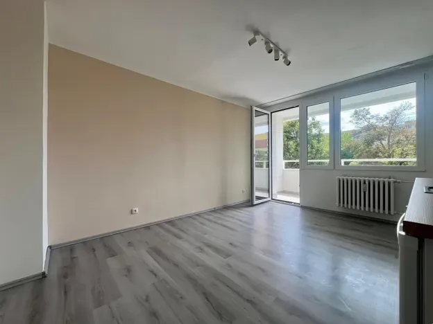 Pronájem bytu 1+kk, Kladno, Vodárenská, 32 m2