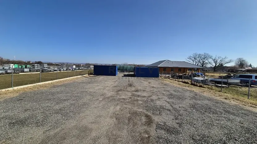 Prodej komerčního pozemku, Planá, 1983 m2