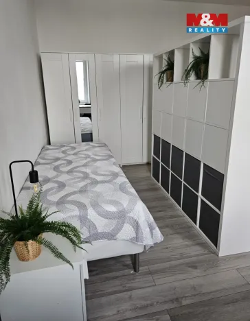 Pronájem bytu 2+kk, Plzeň, Lobezská, 46 m2