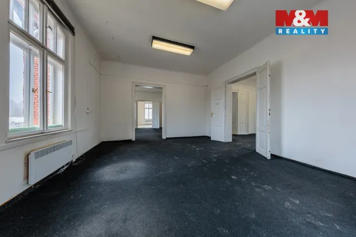 Prodej komerční nemovitosti, Kraslice, B. Smetany, 710 m2