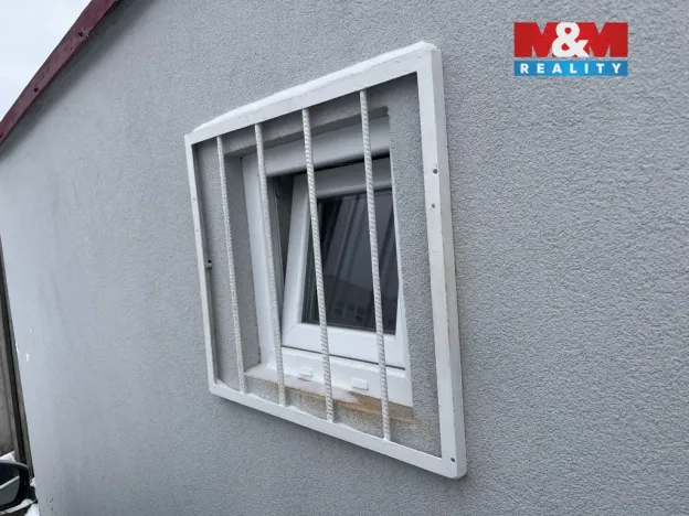 Pronájem garáže, Opava, Bochenkova, 20 m2