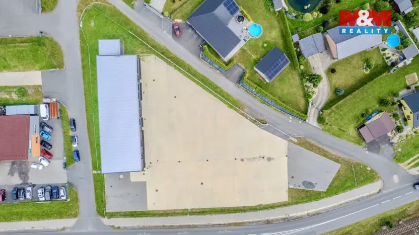 Pronájem obchodního prostoru, Vsetín, Bobrky, 511 m2