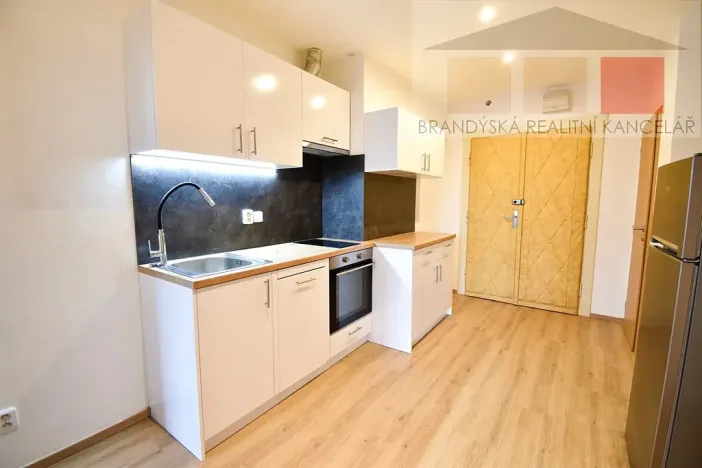 Pronájem bytu 2+kk, Praha - Vysočany, Na břehu, 53 m2