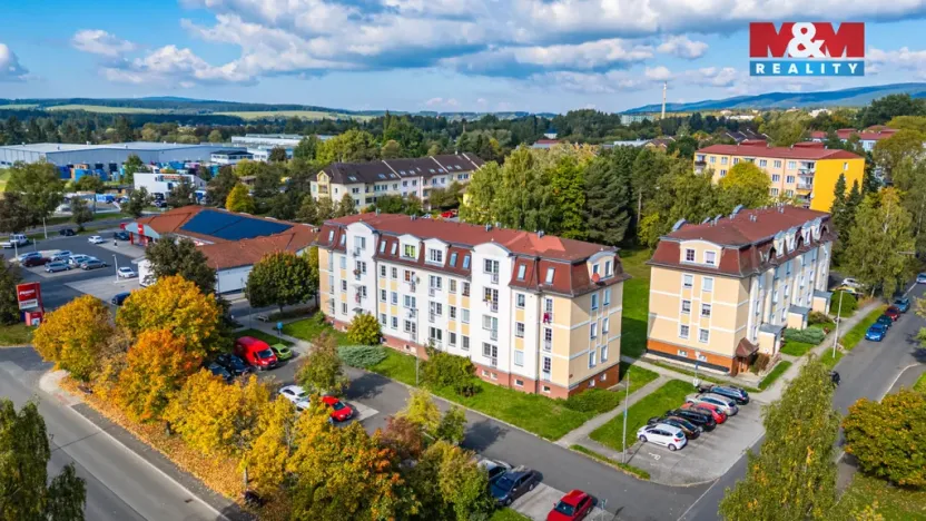 Pronájem bytu 2+kk, Mariánské Lázně - Úšovice, Kubelíkova, 47 m2