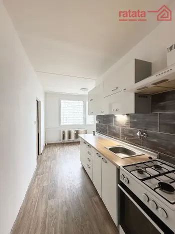 Pronájem bytu 2+1, Chomutov, Březenecká, 64 m2