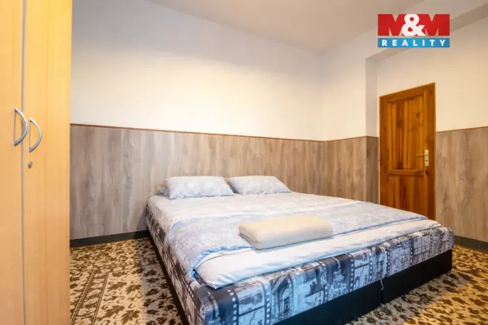 Prodej bytu 4+1, Nový Bor - Arnultovice, Gen. Svobody, 97 m2