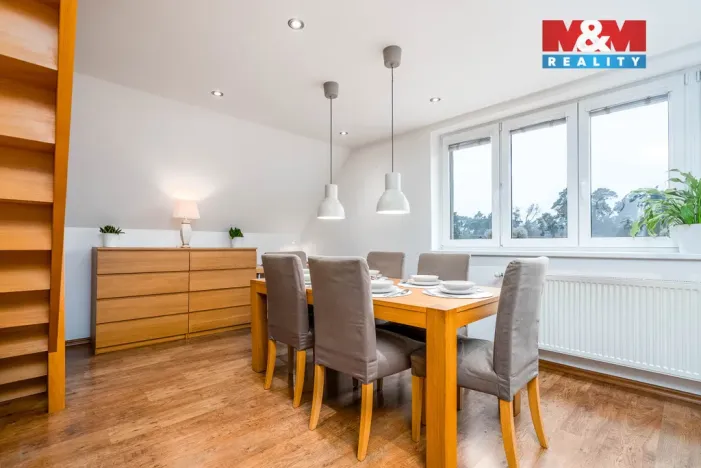 Prodej rodinného domu, Sokoleč, Švestková, 184 m2