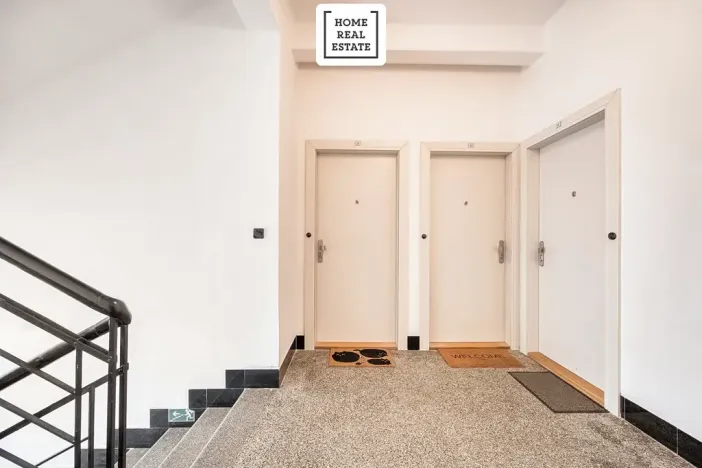 Prodej bytu 2+kk, Praha - Strašnice, Černokostelecká, 40 m2