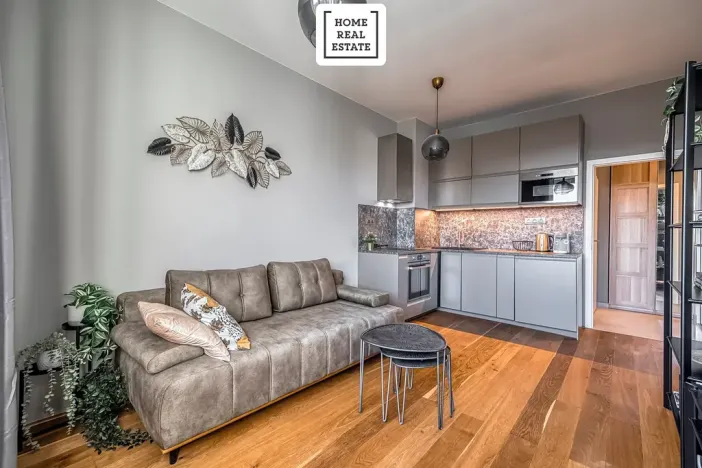 Prodej bytu 2+kk, Praha - Strašnice, Černokostelecká, 40 m2