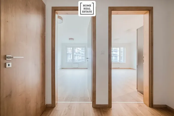 Pronájem bytu 2+kk, Praha - Vysočany, Kolbenova, 55 m2