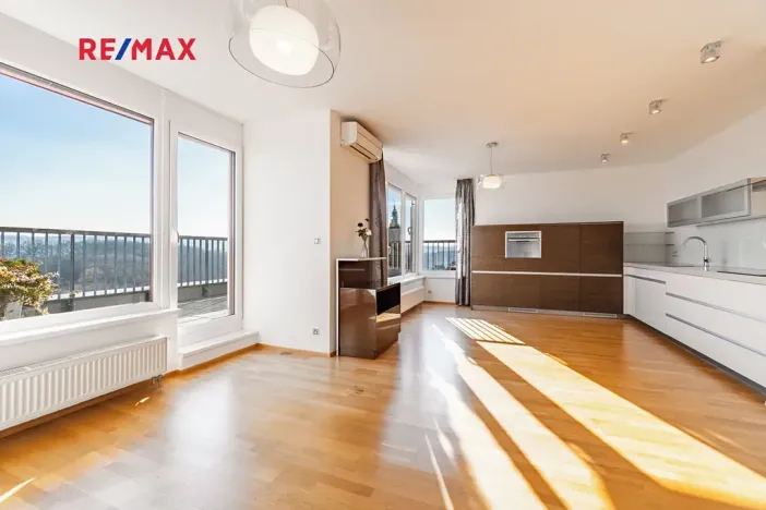 Pronájem bytu 4+kk, Praha - Smíchov, Smrčinská, 116 m2