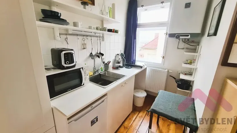 Pronájem bytu 1+kk, Praha - Libeň, Nad Rokoskou, 22 m2