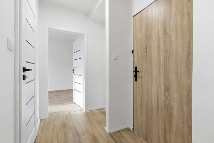 Pronájem bytu 2+kk, Karlovy Vary, Šmeralova, 50 m2