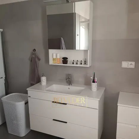 Pronájem bytu 3+kk, Teplice, U Červeného kostela, 77 m2