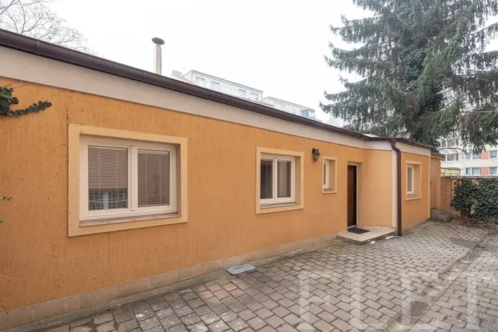 Prodej bytu 2+kk, Praha - Nusle, Pod vilami, 39 m2