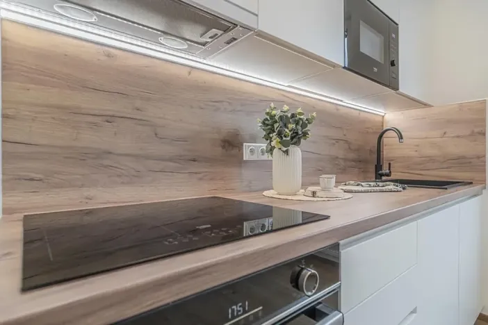 Pronájem bytu 2+kk, Praha - Prosek, Litoměřická, 63 m2