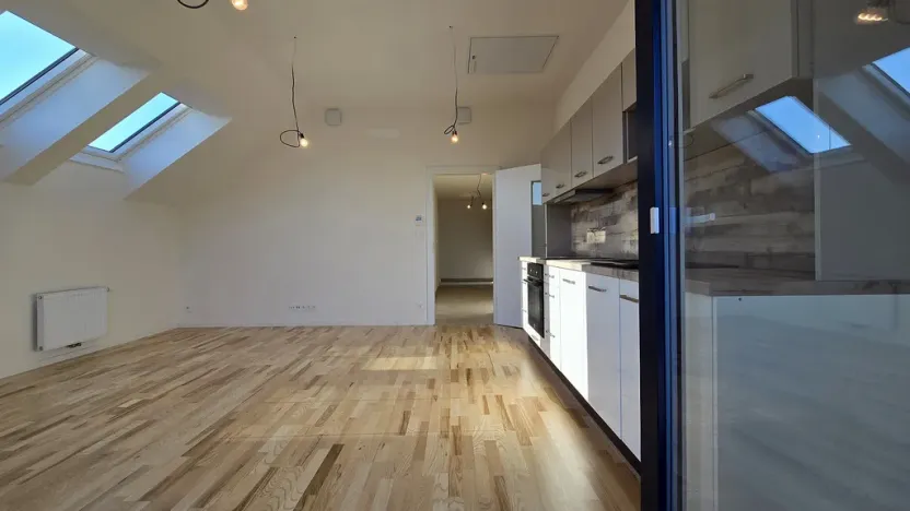 Pronájem bytu 2+kk, Dobřichovice, Souběžná, 62 m2