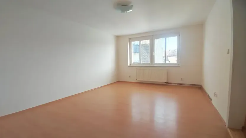 Pronájem bytu 2+kk, Hradec Králové, Letců, 48 m2