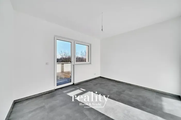 Pronájem bytu 2+kk, Znojmo, Třešňová, 56 m2