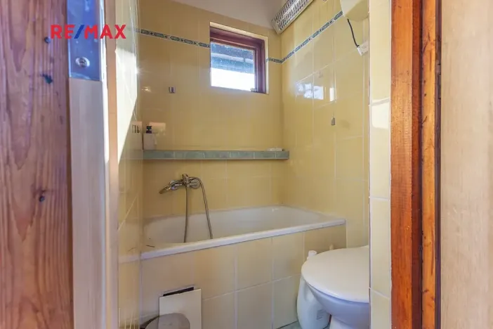 Prodej chaty, Okoř, 70 m2