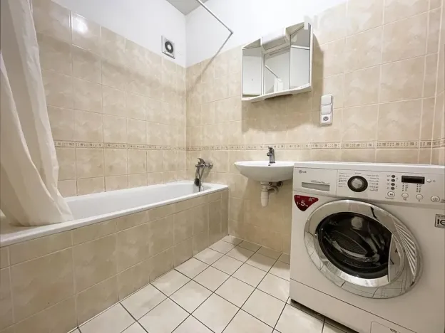 Pronájem bytu 1+kk, Brno, Zderadova, 37 m2