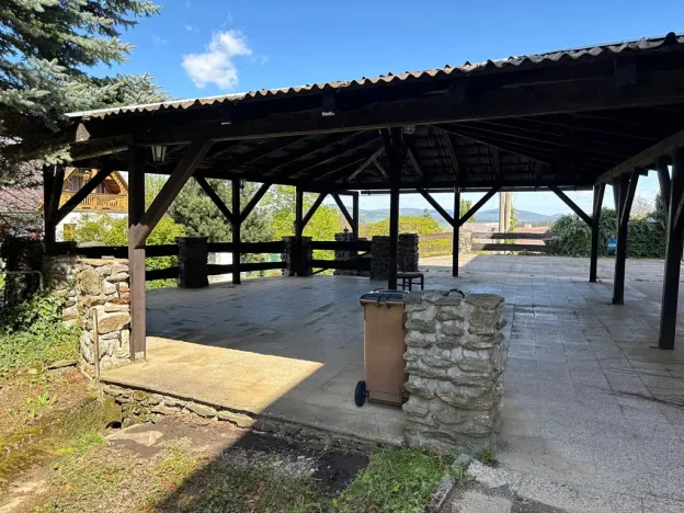 Prodej podílu ubytování, Týnec, 1050 m2